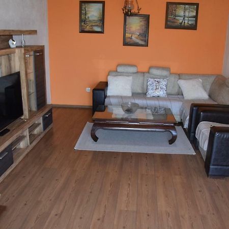 Apartman Linda 1 Baška Voda Zewnętrze zdjęcie