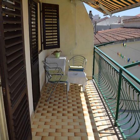 Apartman Linda 1 Baška Voda Zewnętrze zdjęcie