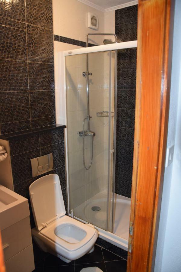 Apartman Linda 1 Baška Voda Zewnętrze zdjęcie